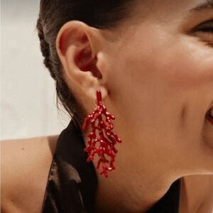 Vibrant Red Coral Earrings N1192